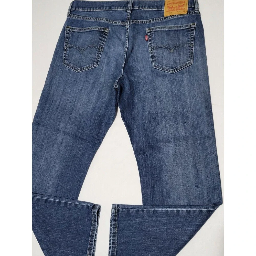 Levis Strauss Mens 559 Tag Size 36 x 30 Dark Wash Straight Leg Denim Jeans